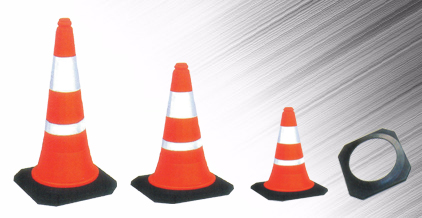 PLASTIC TRAFFIC CONE